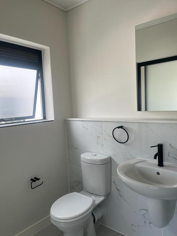 To Let 2 Bedroom Property for Rent in Zevenzicht Western Cape